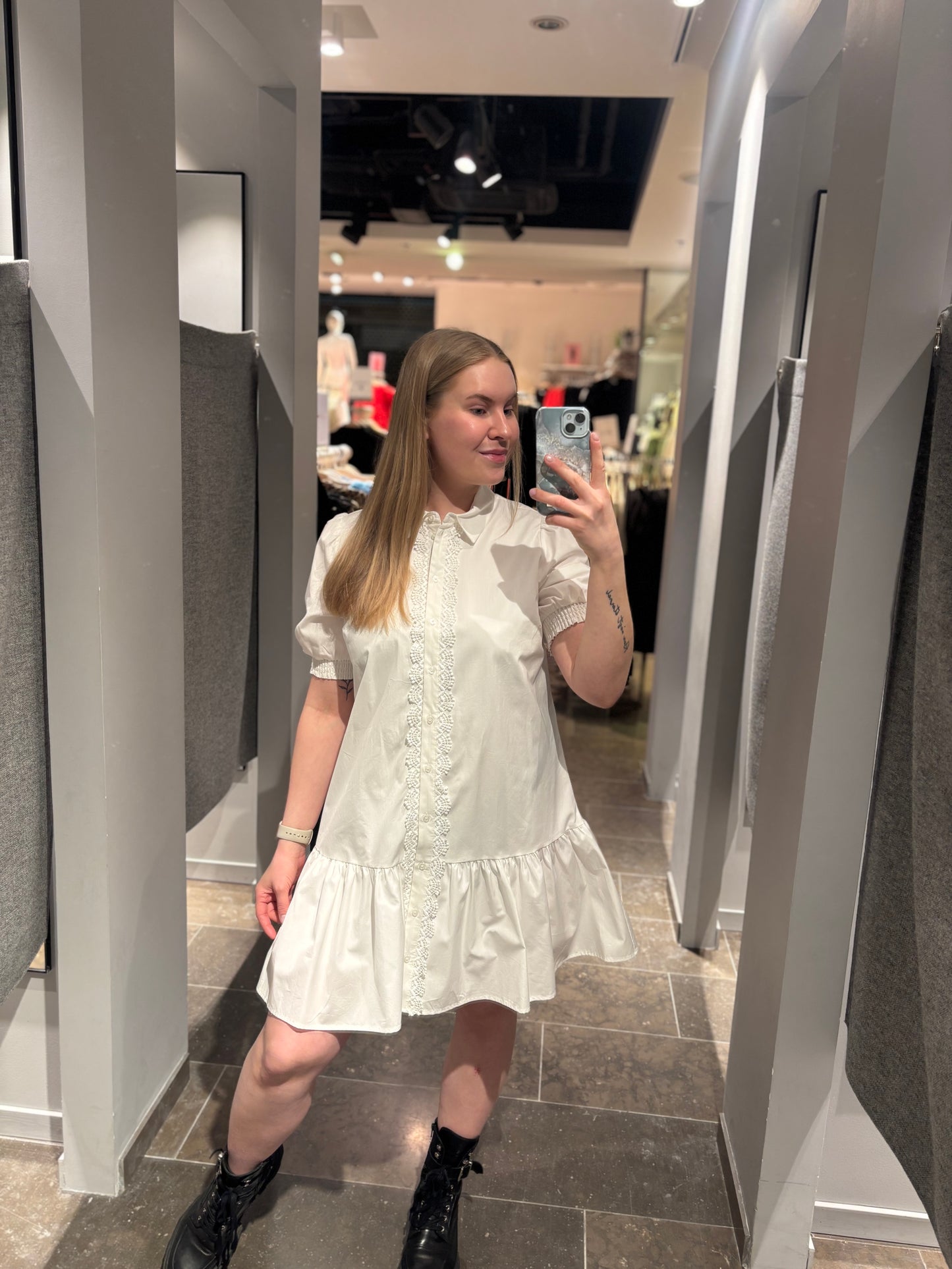 VICORLY Short Dress - Snow White