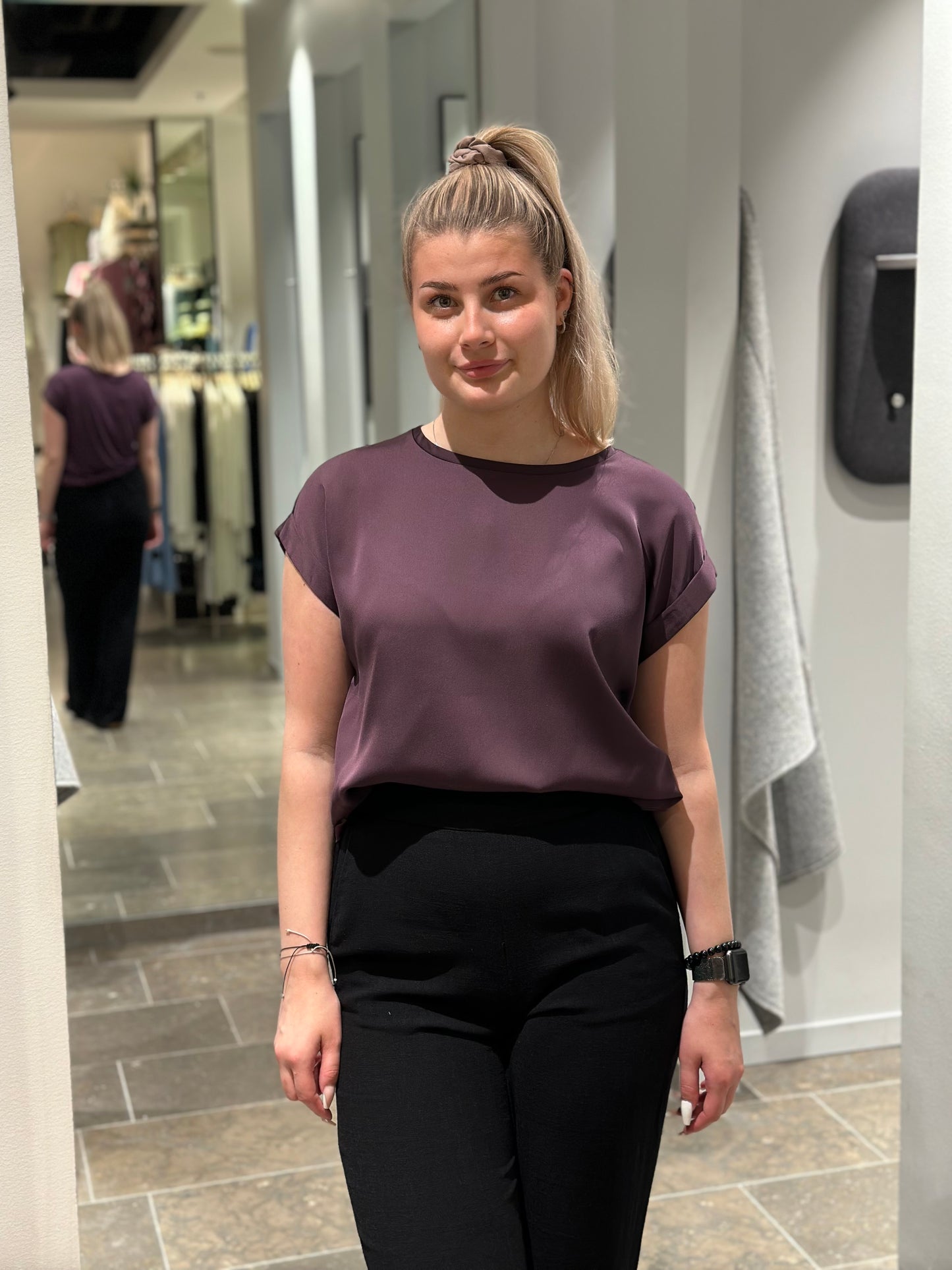 VIELLETTE T-Shirts & Tops - Plum Perfect