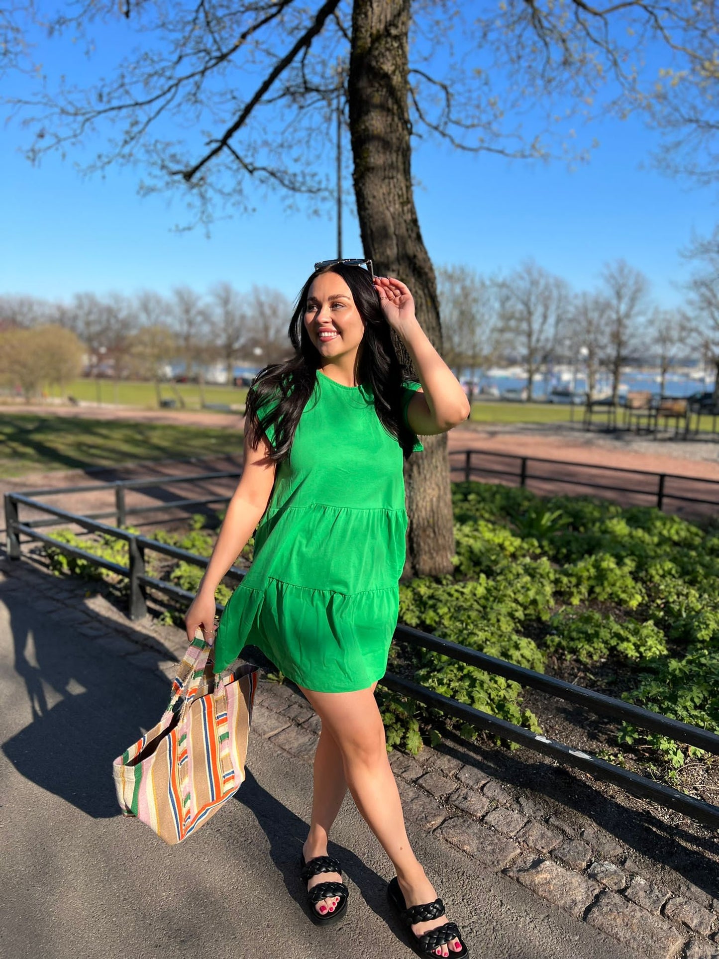 VISUMMER Dress - Green Bee