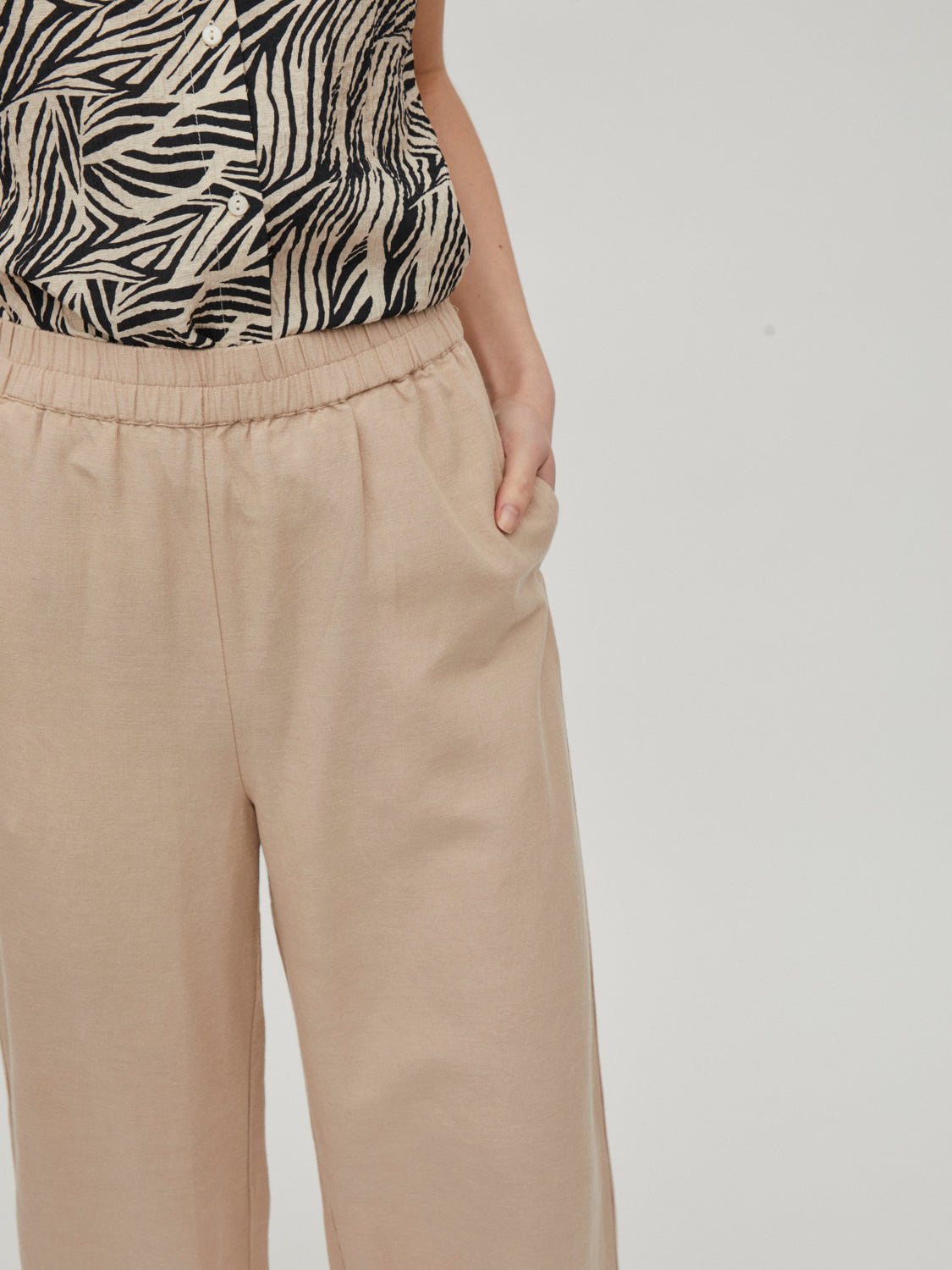 VIPRISILLA Pants - Cement