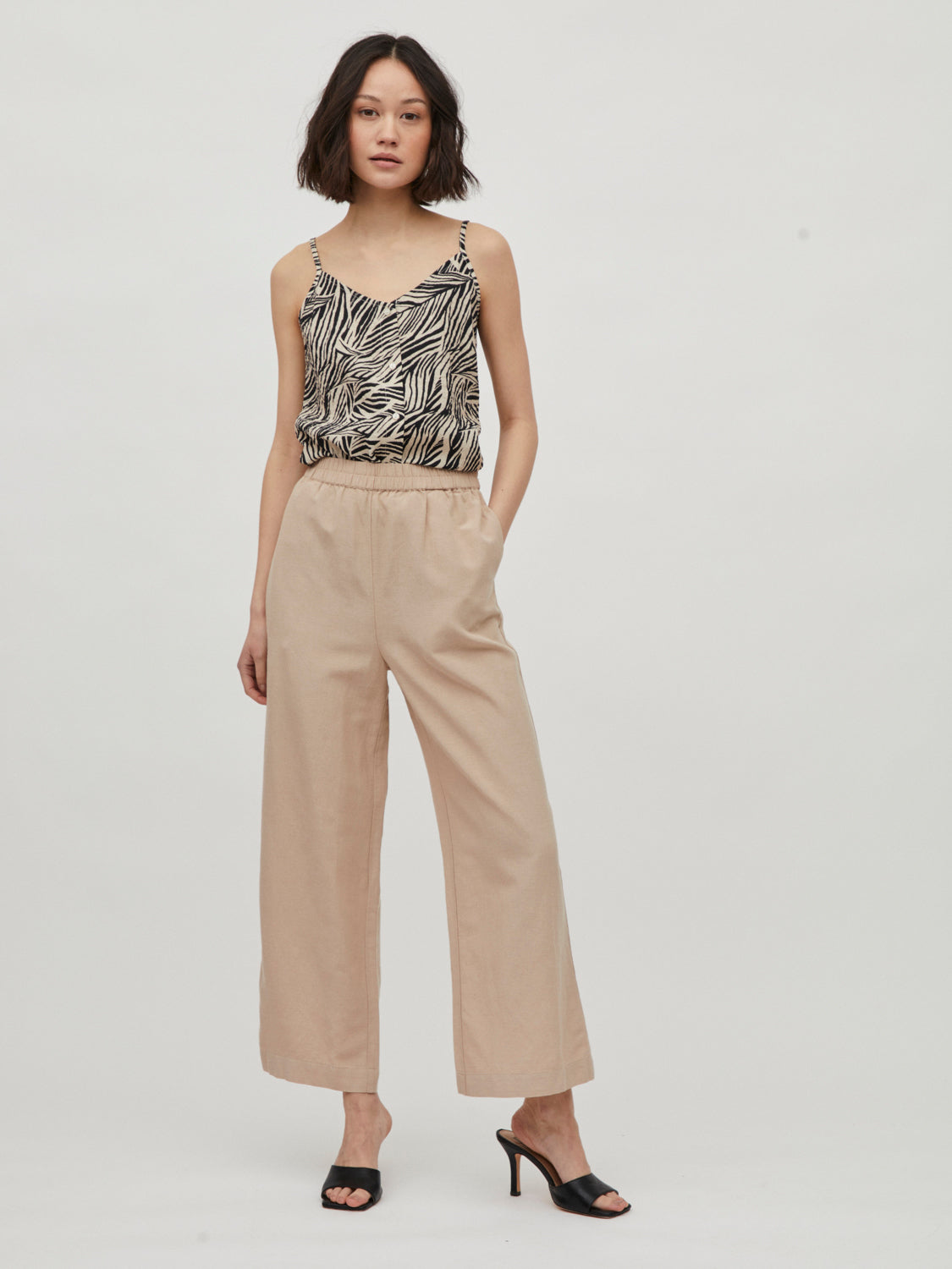 VIPRISILLA Pants - Cement